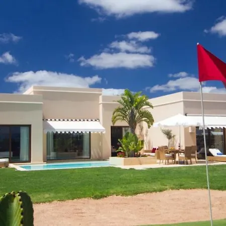 Villa Puerto Del Carmen Sleeps 4 Pool Air Con Wifi